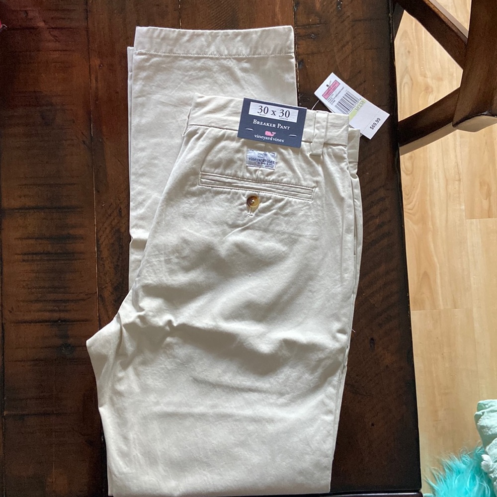 NWT Vineyard vines breaker pant